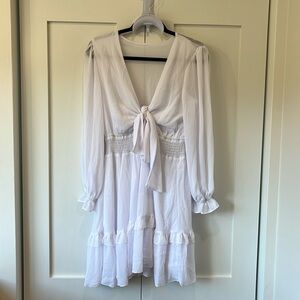 White Long Sleeve Dress Size L